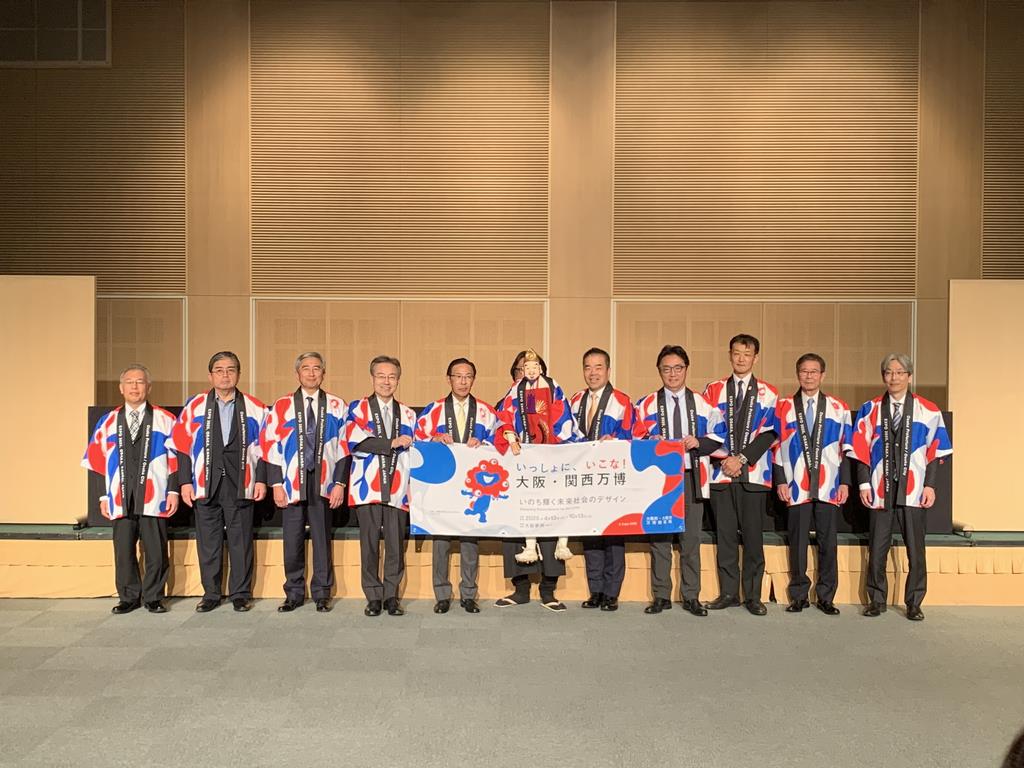 R6_10_視察の集合写真