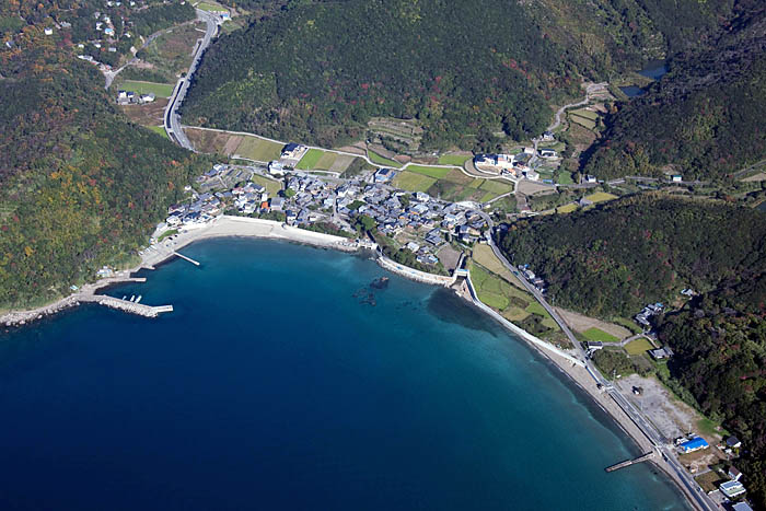 産湯漁港の写真